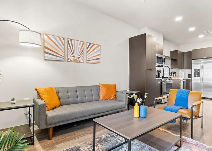 Stunning Westgate Cozysuites By Stadium W/pool 11 *